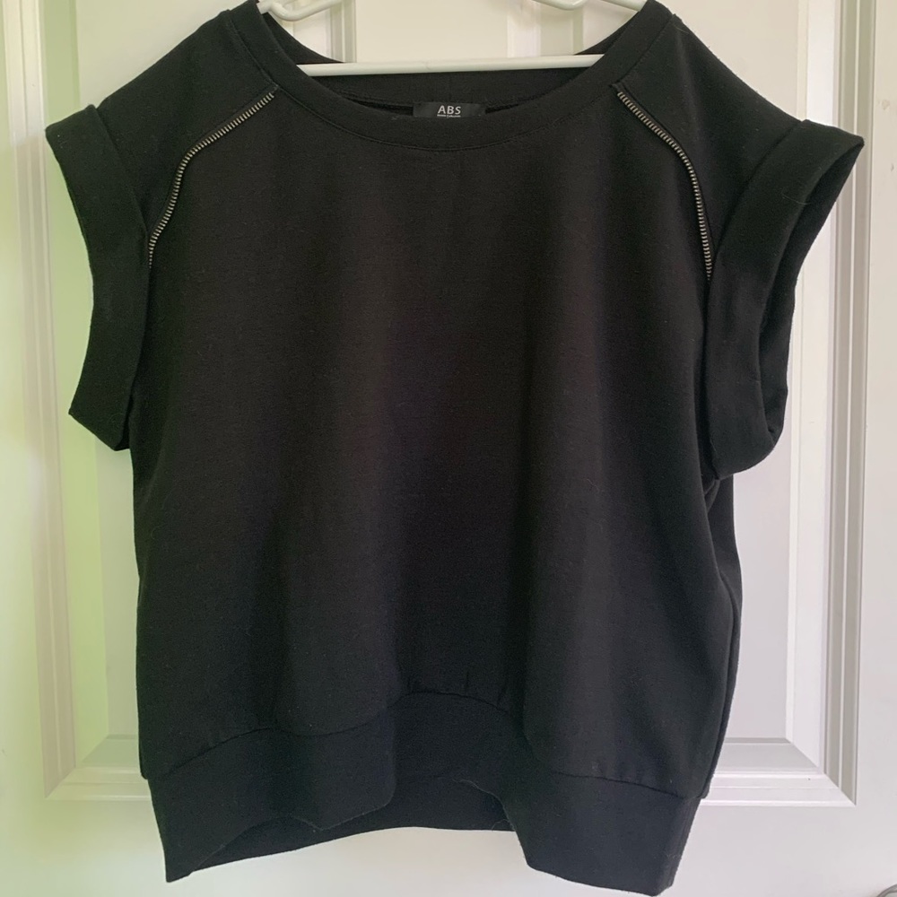 Grey cuffed t shirt